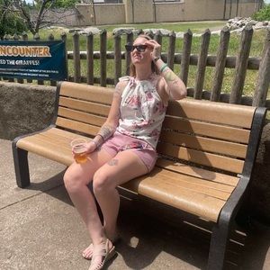 Meet your Posher, Jennifer